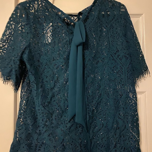 Loft Lace Tie-back top - Picture 3 of 4